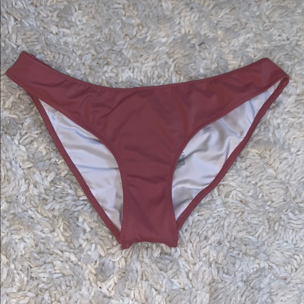 Pink by Victoria’s Secret cheeky bikini bottoms